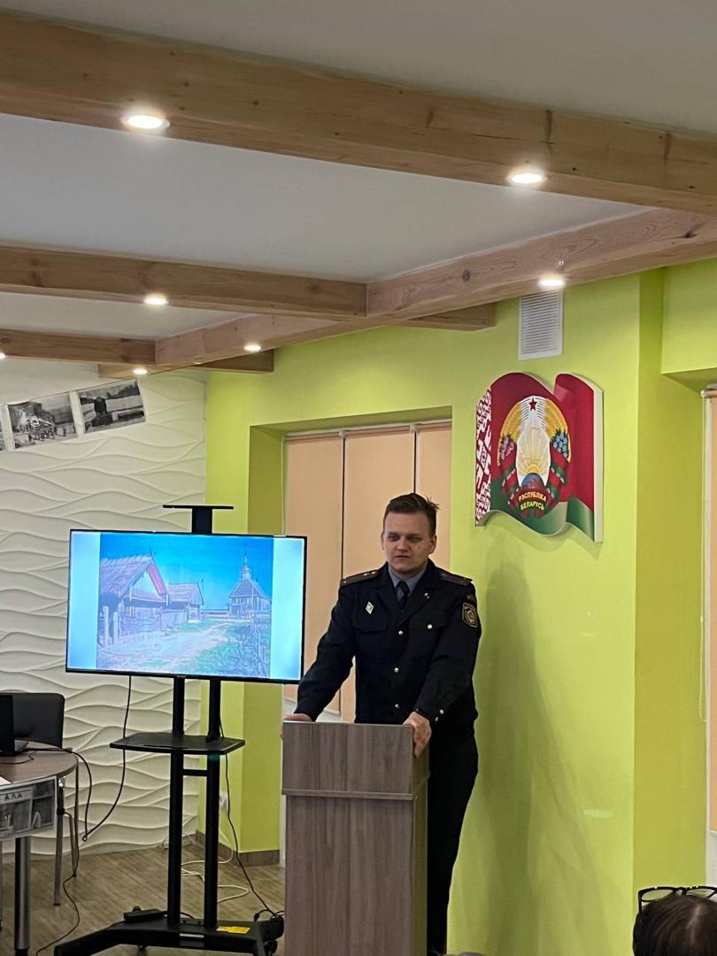 Meeting of students with the inspector of the Internal Affairs Directorate of the Administration of the Sovetsky District of Minsk