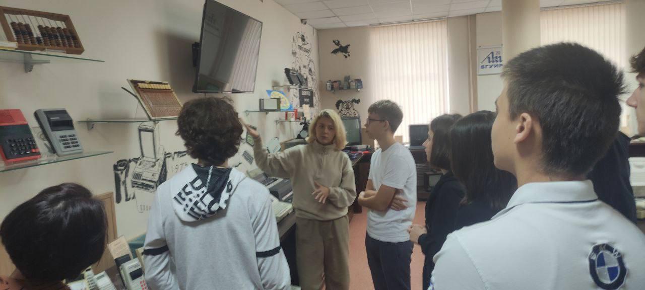 A career guidance meeting was held at the Competence Center with students from Gymnasium No. 1 in Minsk.