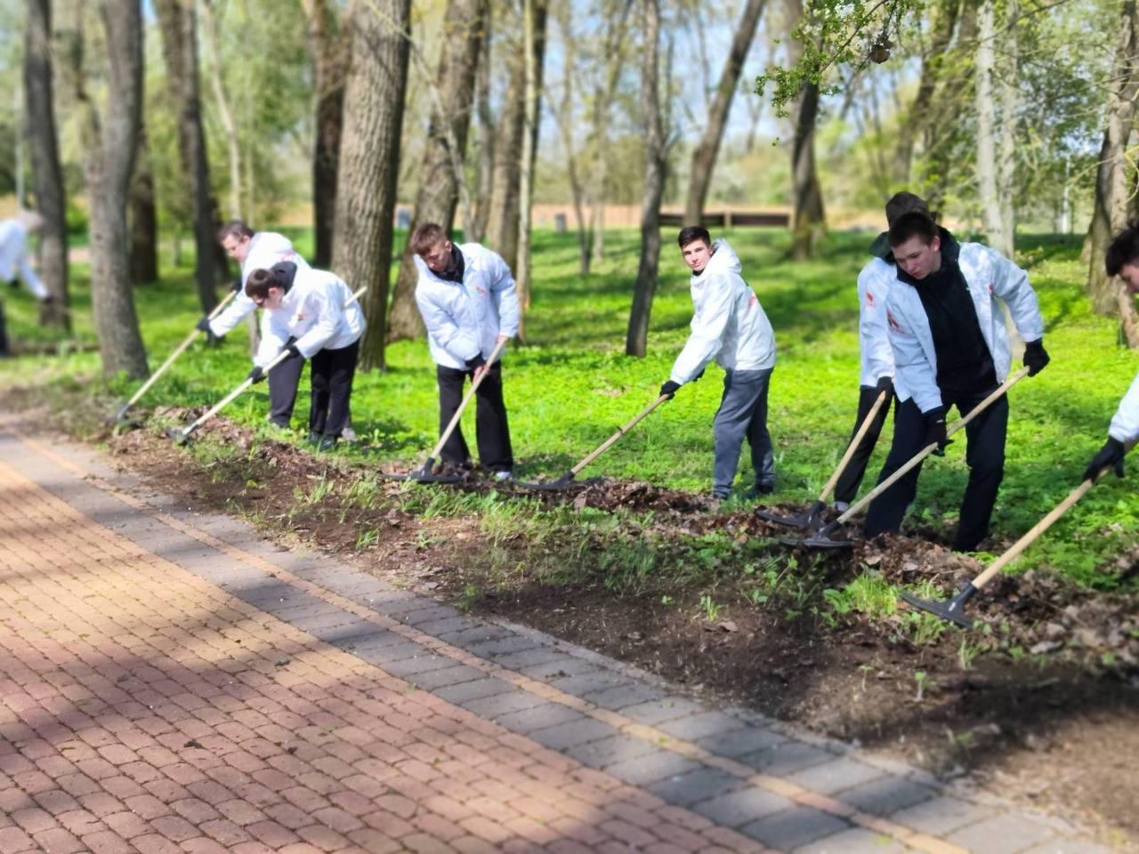 Minsk Radio Engineering College joined the republican cleanup day